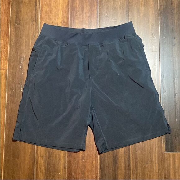 Fabletics Men Shorts   - Picture 1 of 5
